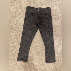 Lululemon Athletica cropped wunder under leggings